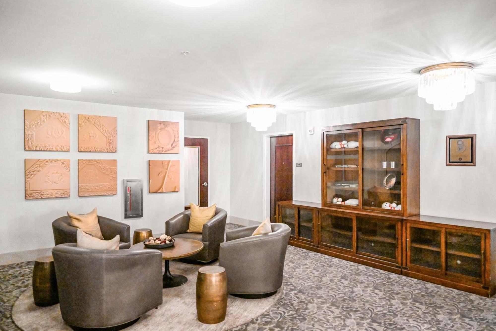 Heart Of Dt With Free Pool & Steam Plus Gym Luxe 812 Cleveland Buitenkant foto
